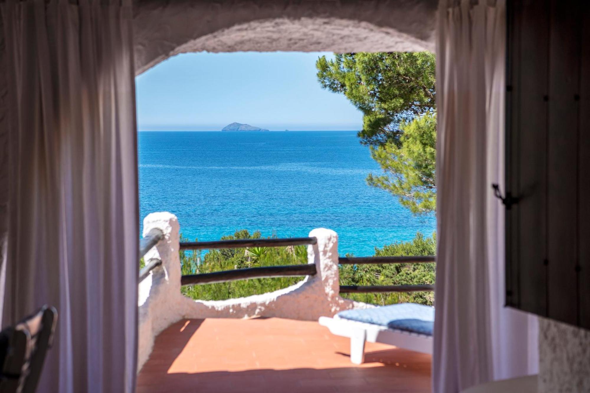 Villa Eliana Sul Mare ポルト・ピノ エクステリア 写真